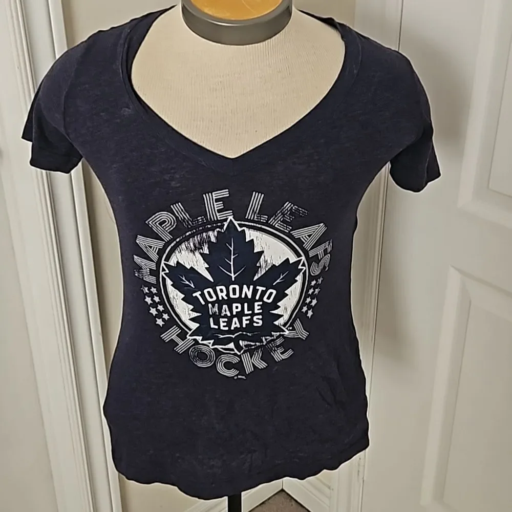 NHL Women's Hockey Logo Toronto Maple Leaf T-Shirt Navy Blue Medium - Picture 2 of 16